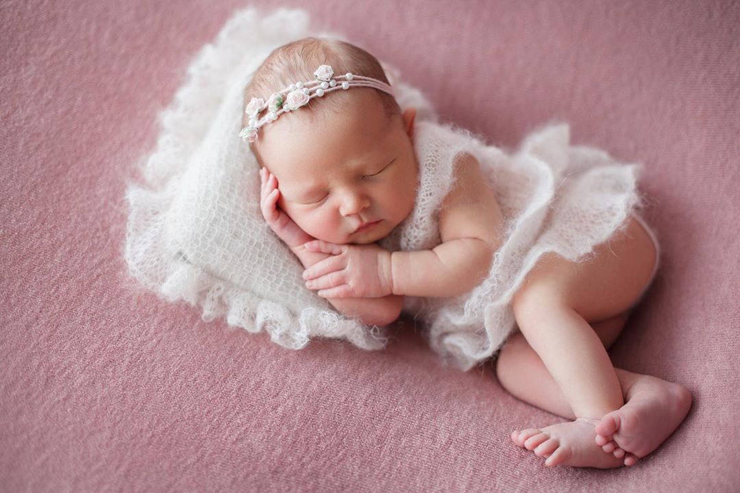 Newborn Photography - Sleeping