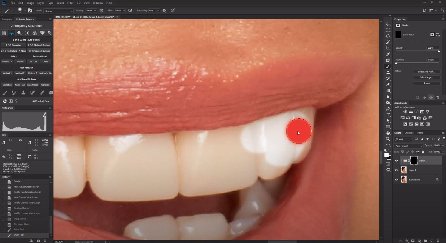 Whiten Teeth In Photoshop